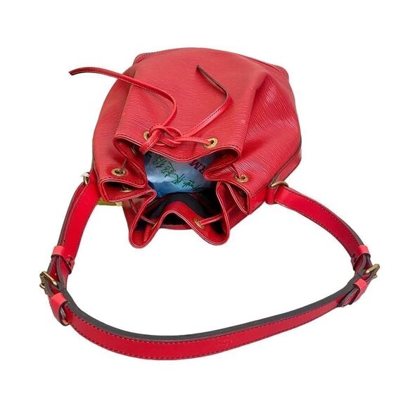 LOUIS VUITTON Epi NoeโRed Shoulder Bag ๐ผ LV1 - Picture 10 of 17